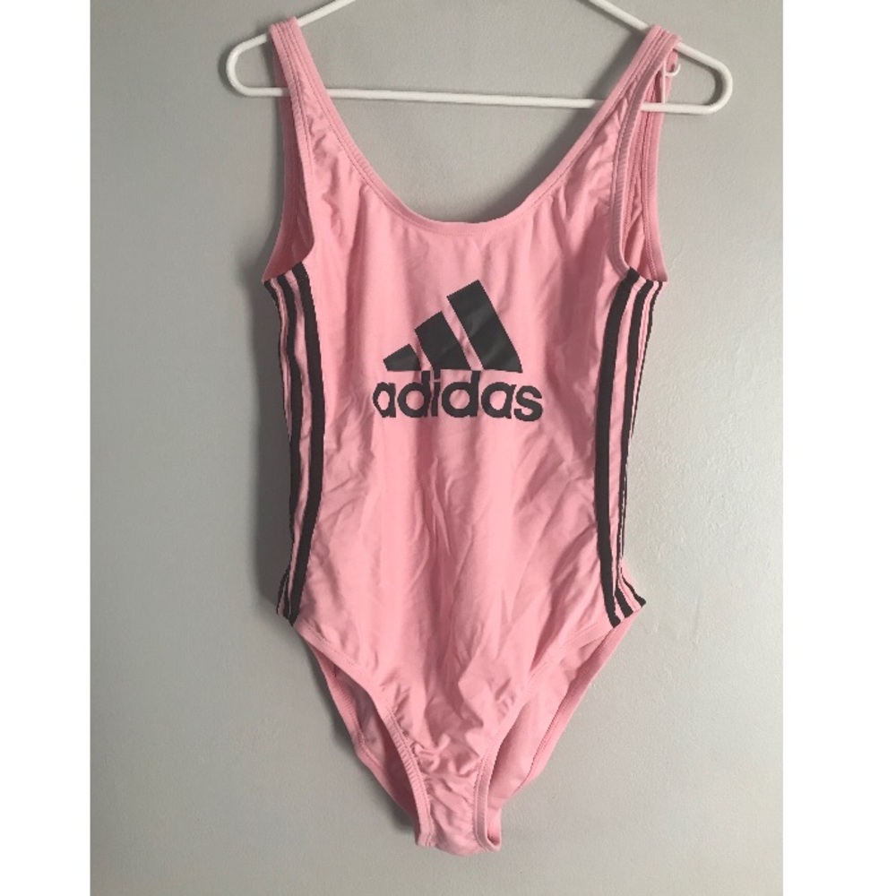 One piece swim suit